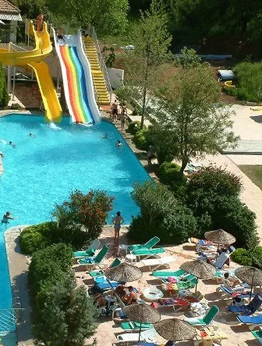 Smart Voxx Hotell 4*